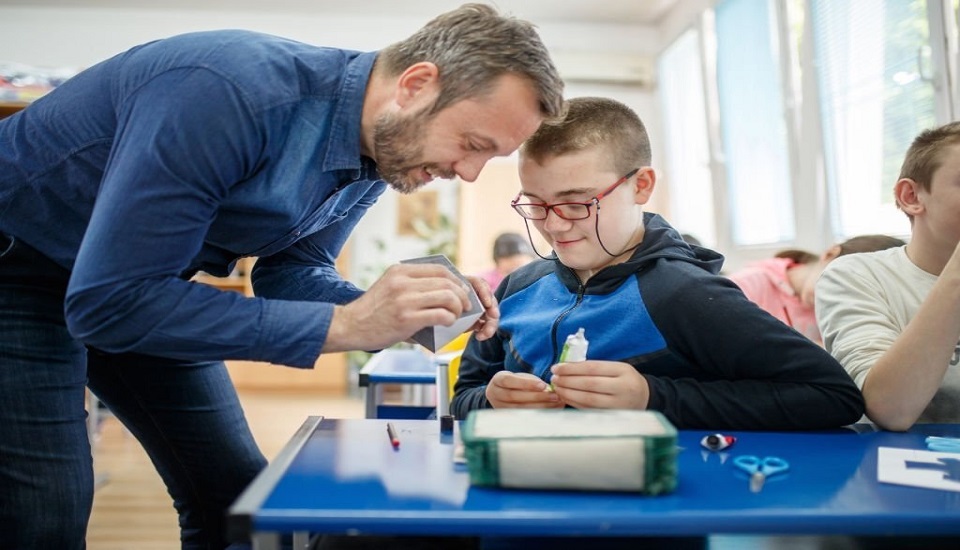 Paraprofessionals In Special Education